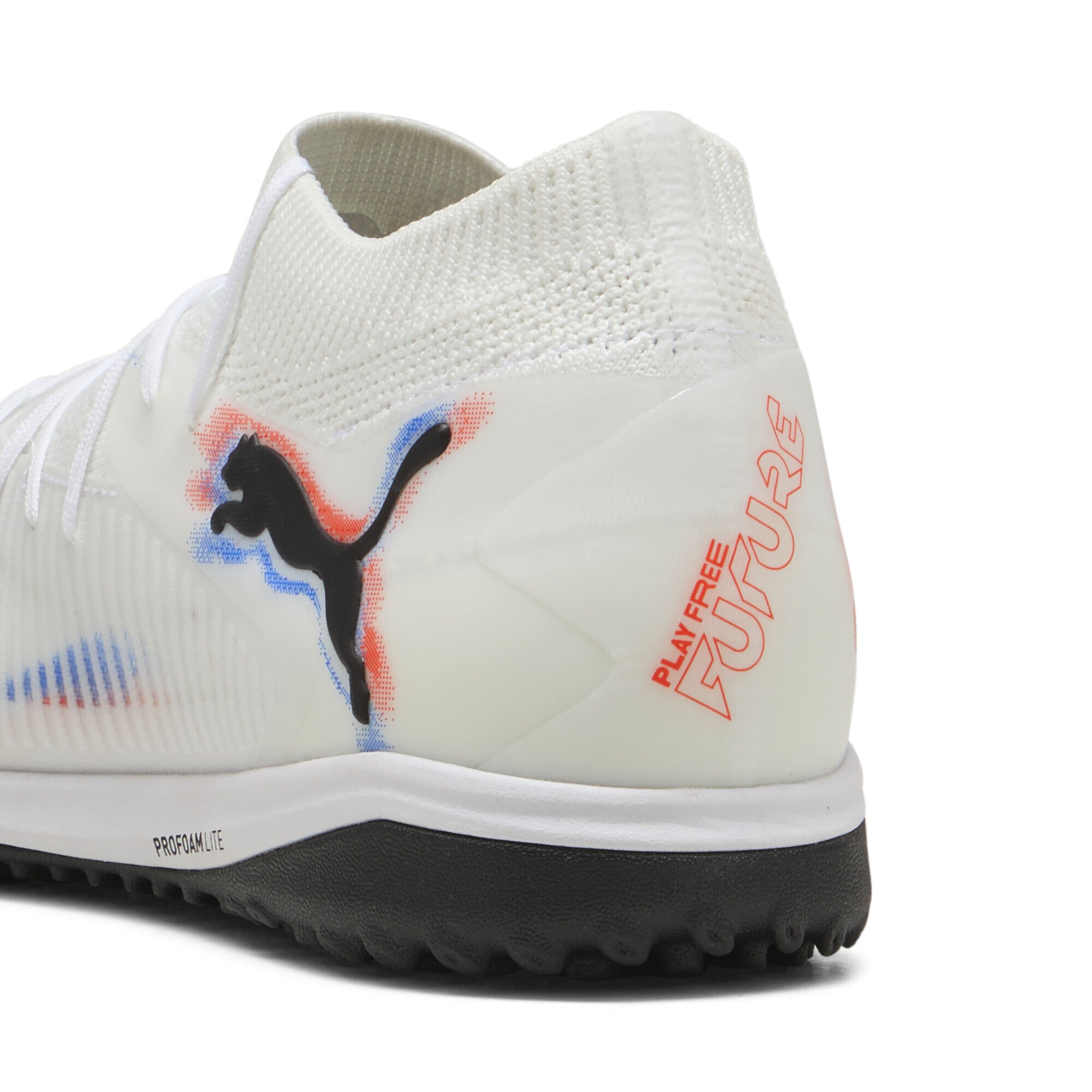 PUMA Soccer shoe 'Future 8 Pro' in White