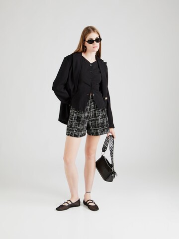 regular Pantaloni 'May' di ABOUT YOU in nero