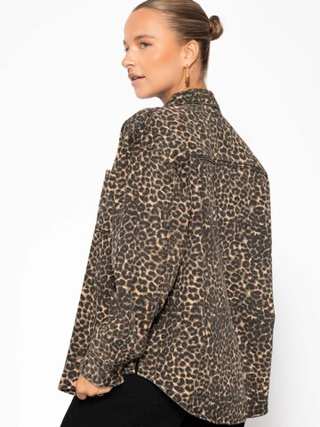 SASSYCLASSY Between-season jacket in Beige