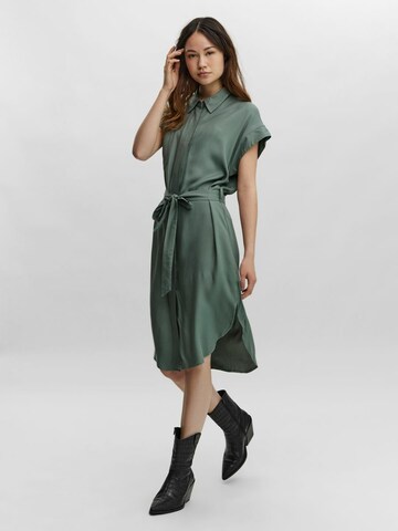 VERO MODA Košilové šaty 'Millie' – zelená: přední strana