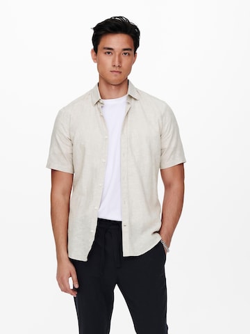 Coupe slim Chemise 'Caiden' Only & Sons en beige : devant