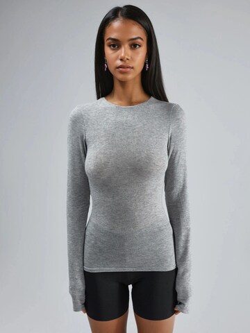 Busem Shirt in Grey: front