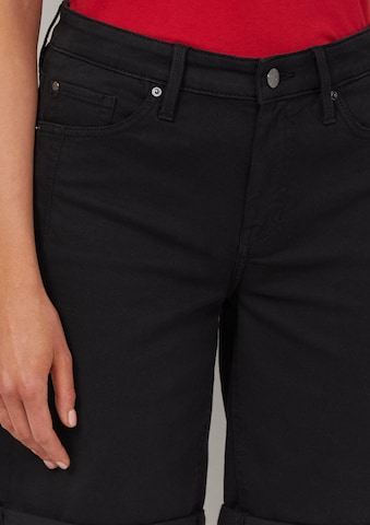 s.Oliver Regular Shorts 'Karolin' in Schwarz