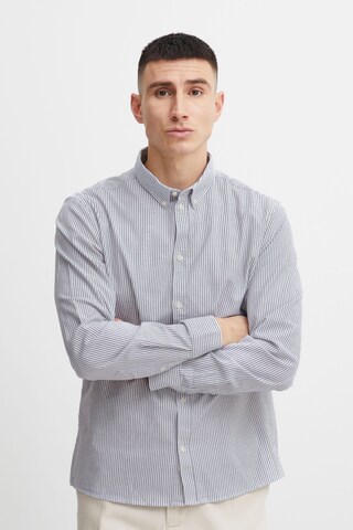 !Solid - Ajuste estrecho Camiseta 'Val' en azul: frente