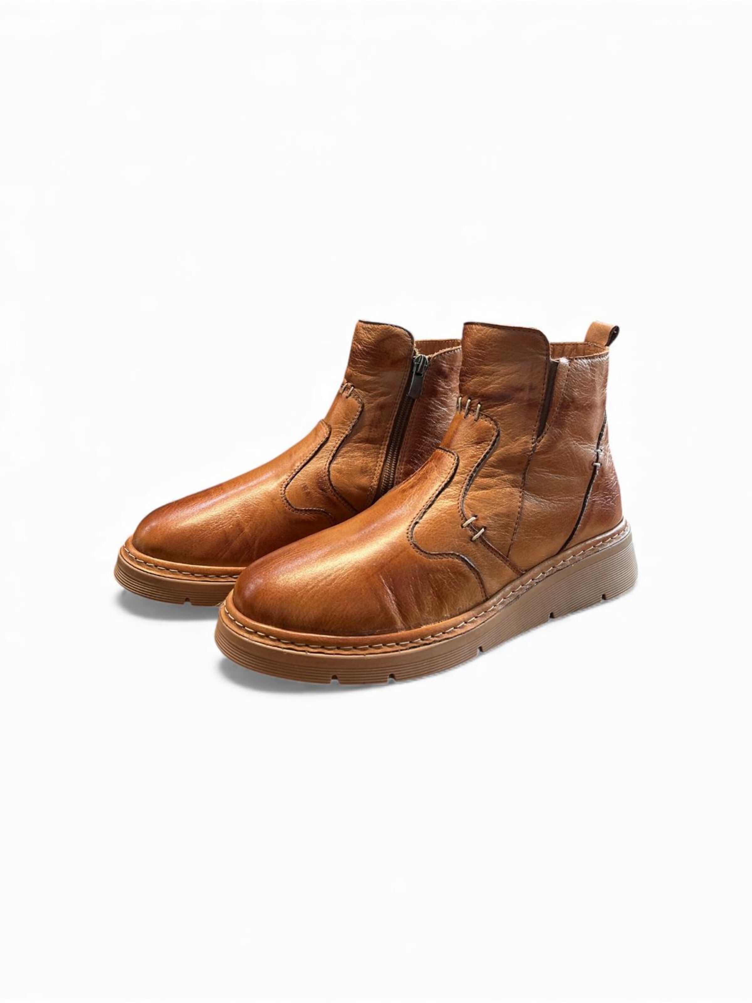 Begoria Boots 'ComfortRise Soft Leather Boot' in Beige