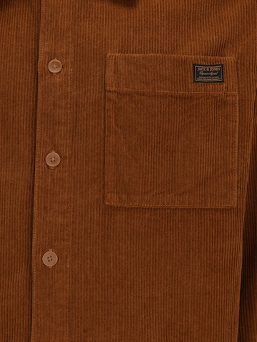 Fit confort Chemise Jack & Jones Plus en marron