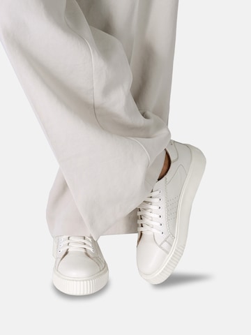 Crickit Sneakers laag ' HARPER ' in Wit: voorkant