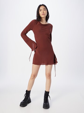 WEEKDAY - Vestido 'Bella' em vermelho: frente