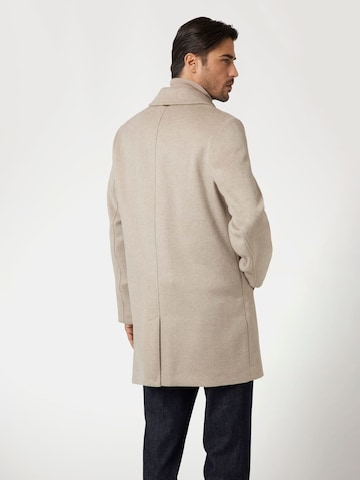 GUESS Between-Seasons Coat in Beige