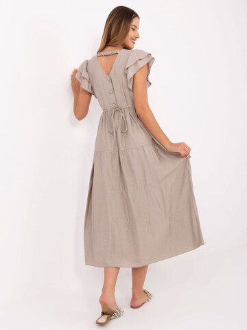 Madnezz House Dress in Beige