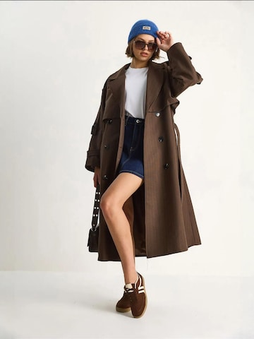 Bianco Lucci Tussenmantel in Bruin