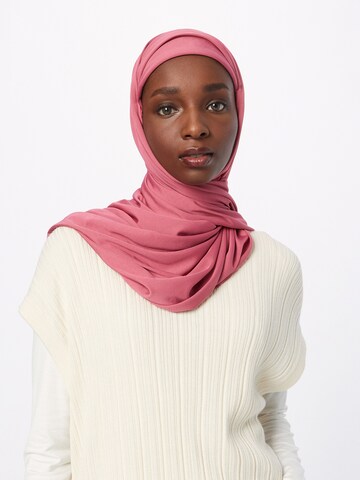 ABOUT YOU Scarf 'Layla' in Pink: front