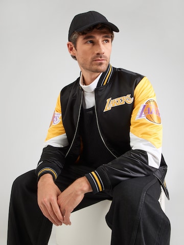 Mitchell & Ness Демисезонная куртка 'NBA THROW IT BACK LAKERS' в Черный