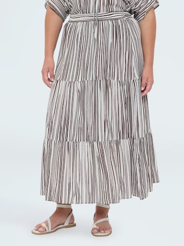 Fiorella Rubino Rok in Bruin