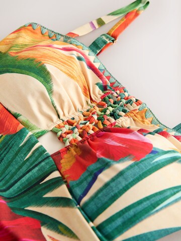 Next Bandeau Shapingbadeanzug in Beige