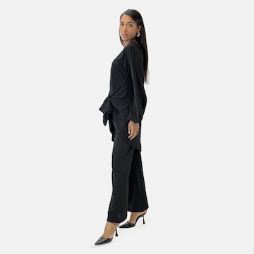 Elara Tapered Broekpak in Rood