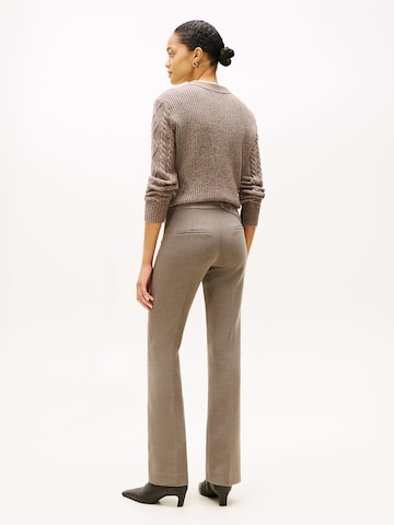 TOMMY HILFIGER Flared Hose in Grün