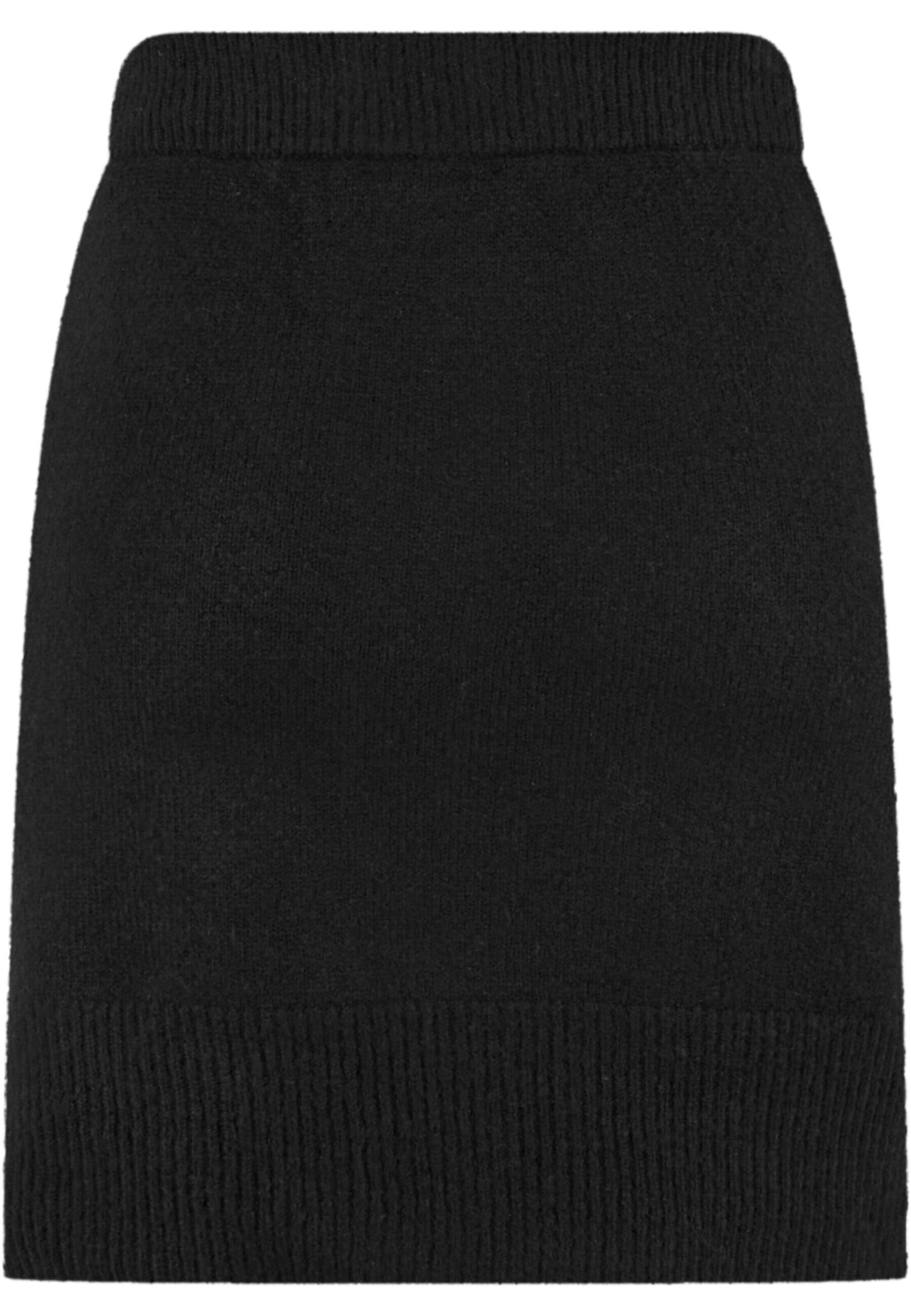 Urban Classics Skirt in Black