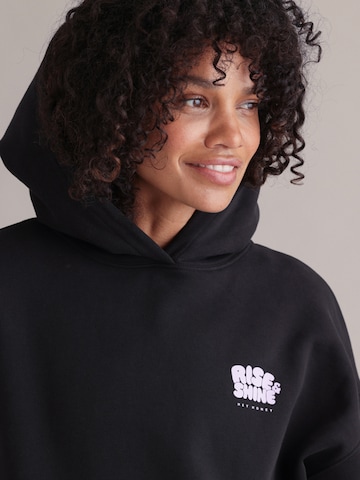 Hey Honey Sweatshirt 'Moon' in Schwarz