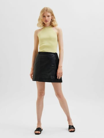 Selected Femme Petite Top 'Solita' in Groen