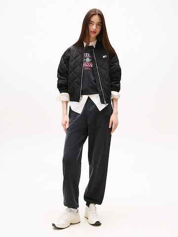 Tommy Jeans - Chaqueta de entretiempo en negro