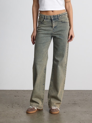 Noisy may Regular Jeans 'NMYOLANDA' in Blauw: voorkant