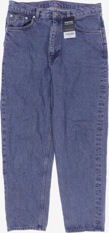 Arket Jeans in 30 in Blue: front