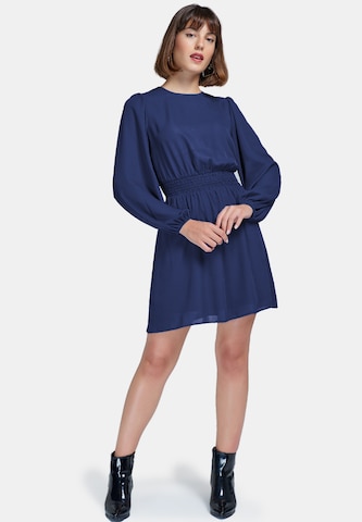 Robe Jimmy Sanders en bleu : devant