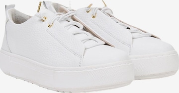 Desa Sneakers 'Schnürschuhe' in White: front