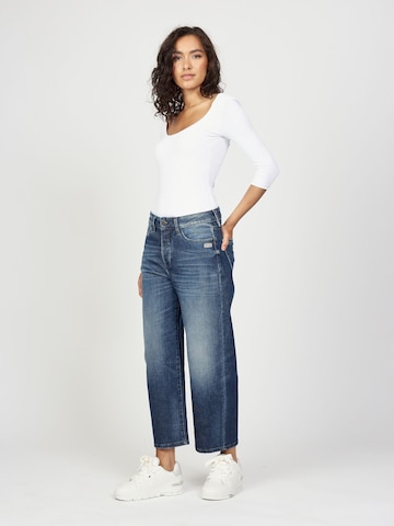 Loosefit Jean '94JUL CROPPED ' Gang en bleu