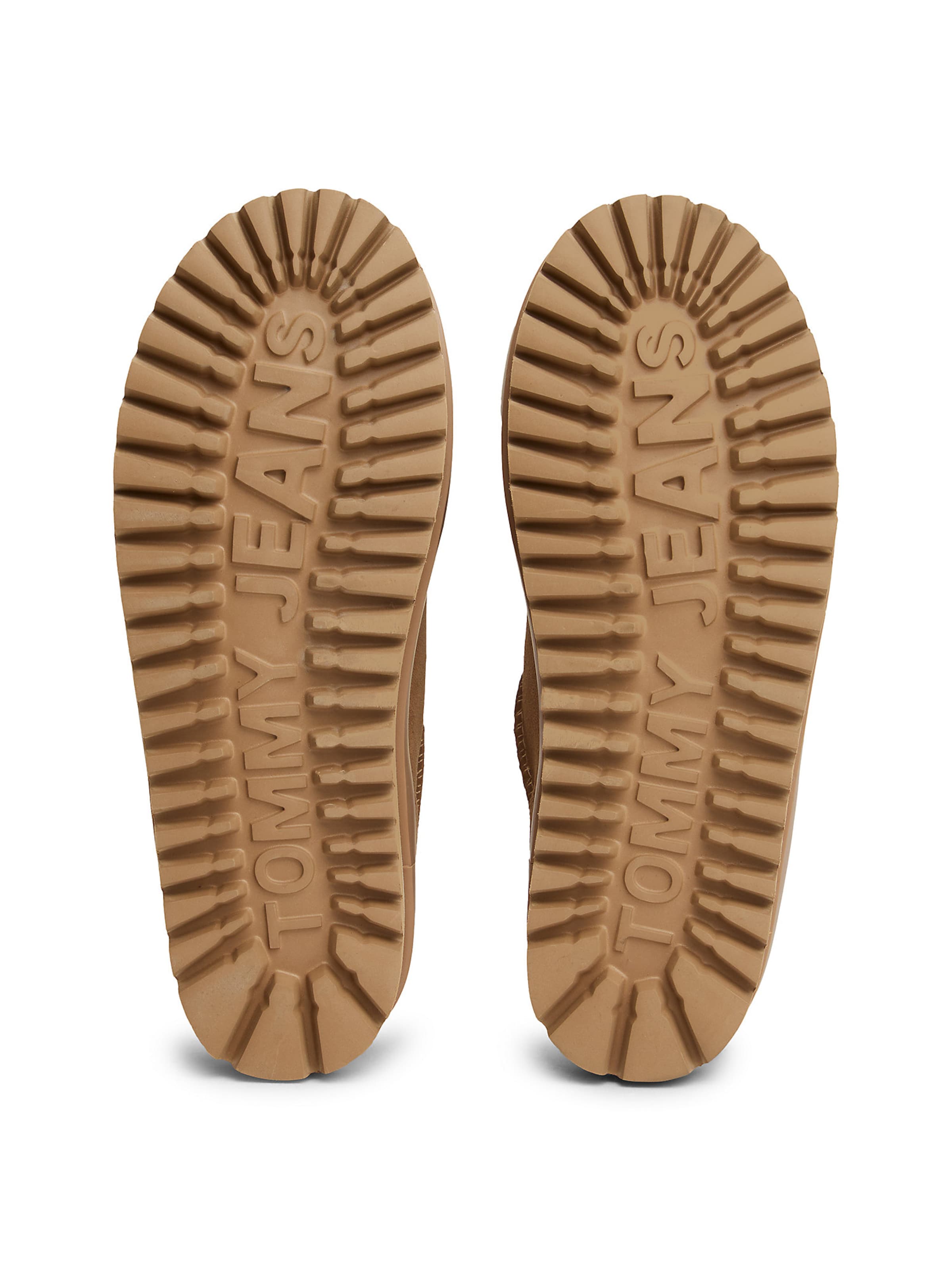 Tommy Jeans Boots in Bruin