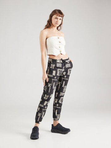 Tapered Pantaloni 'La Compa' di Iriedaily in nero