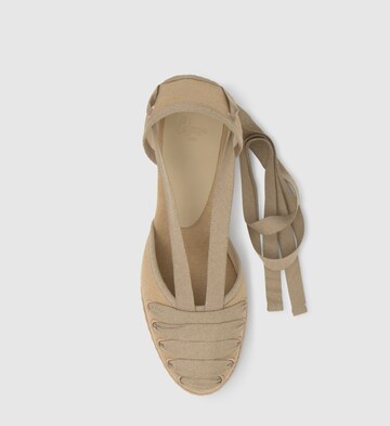 Castañer Espadrilles 'Corcega' in Beige