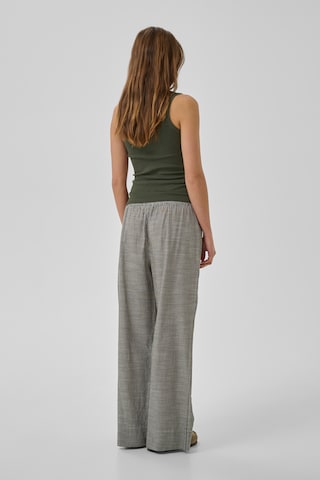 My Essential Wardrobe - Top en verde