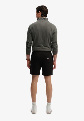 Superdry & Co Regular Hose in Schwarz