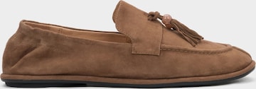 Estro Moccasin '038' in Brown: front