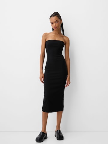 Bershka Рокля в черно: отпред