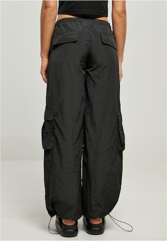 Effilé Pantalon cargo Urban Classics en noir