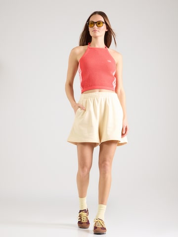 ADIDAS ORIGINALS - Loosefit Calças 'ESS FT' em bege