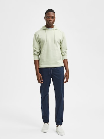SELECTED HOMME Tapered Pants in Blue