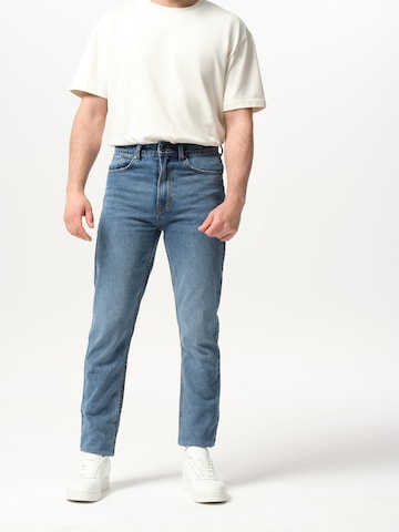 ABOUT YOU x Jaime Lorente Slim fit Jeans 'Rafael' in Blue: front