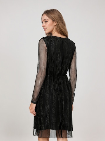 LapaPlus Kleid in Schwarz