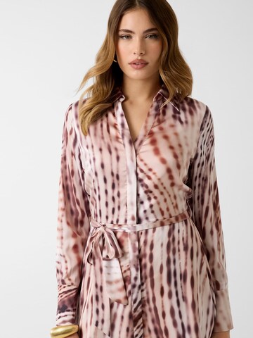 GUESS Kleid in Braun