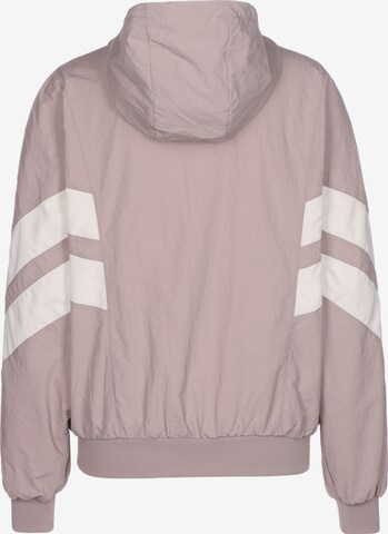 Veste mi-saison 'Crinkle Batwing' Urban Classics en rose