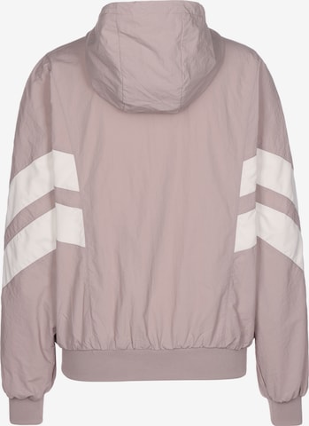 Urban Classics Демисезонная куртка 'Crinkle Batwing' в Ярко-розовый