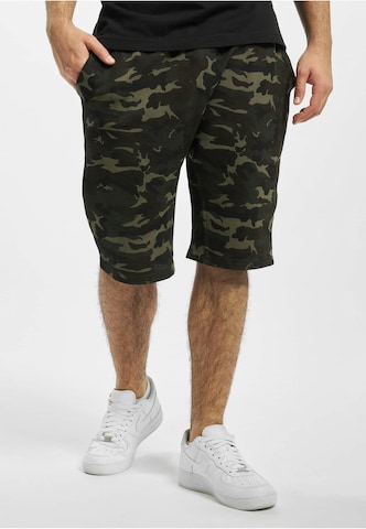 DEF Loosefit Shorts in Grün: predná strana