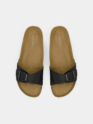 Mule Anna Field en noir