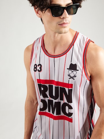 AMPLIFIED - Camiseta 'RUN DMC' en rojo