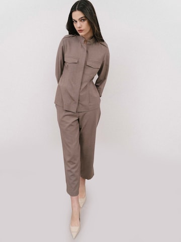 4TAILORS Tričko - Béžová