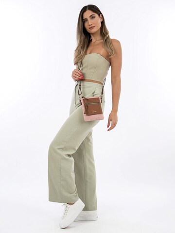 Tamaris Crossbody bag 'Fabrizia' in Pink: front